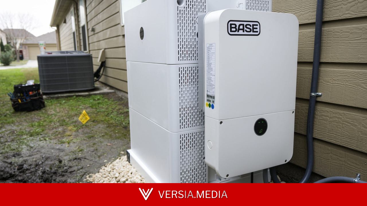 US home battery installations hit record high on rising electricity costs